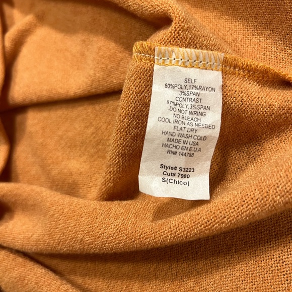 Twenty Second Apricot Sweater with Spangle Shimmer Sequins Size S NEW! - Picture 9 of 11